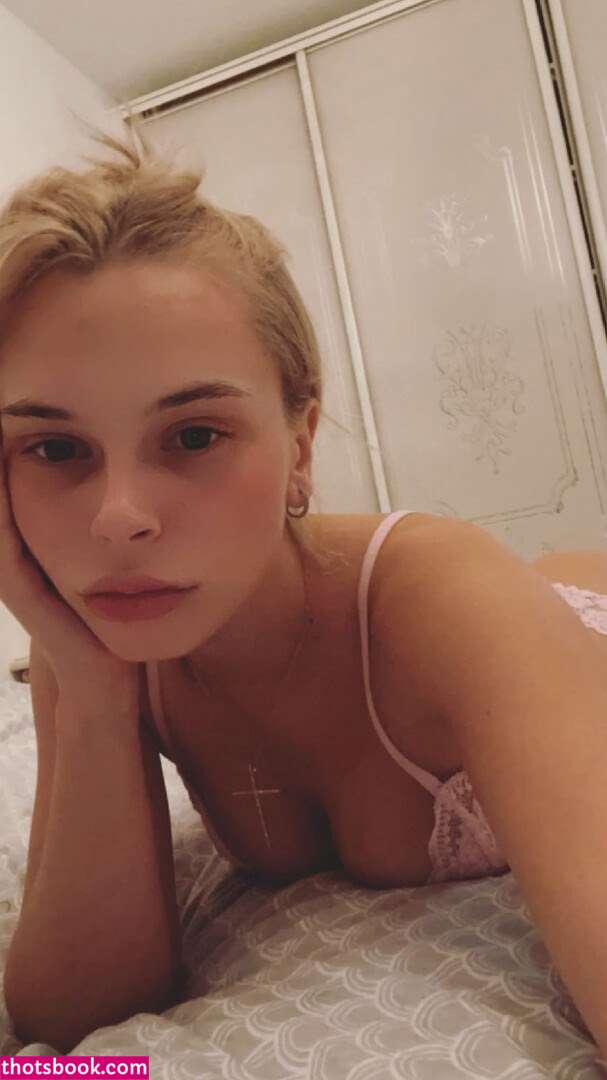 Mihalina Novakovskaya Photo #27