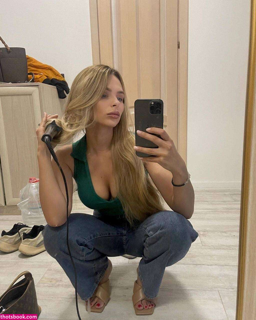 Mihalina Novakovskaya Photo #83