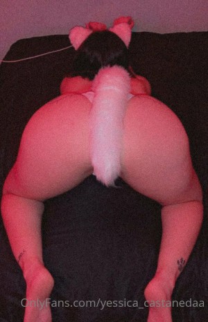 Yessica Castaneda Photo #17