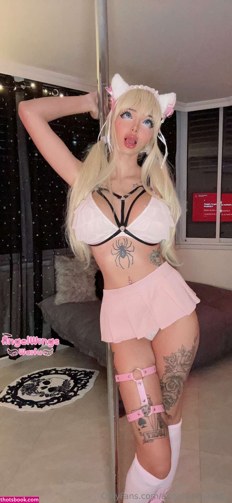 angelwingswaifu Photo #46