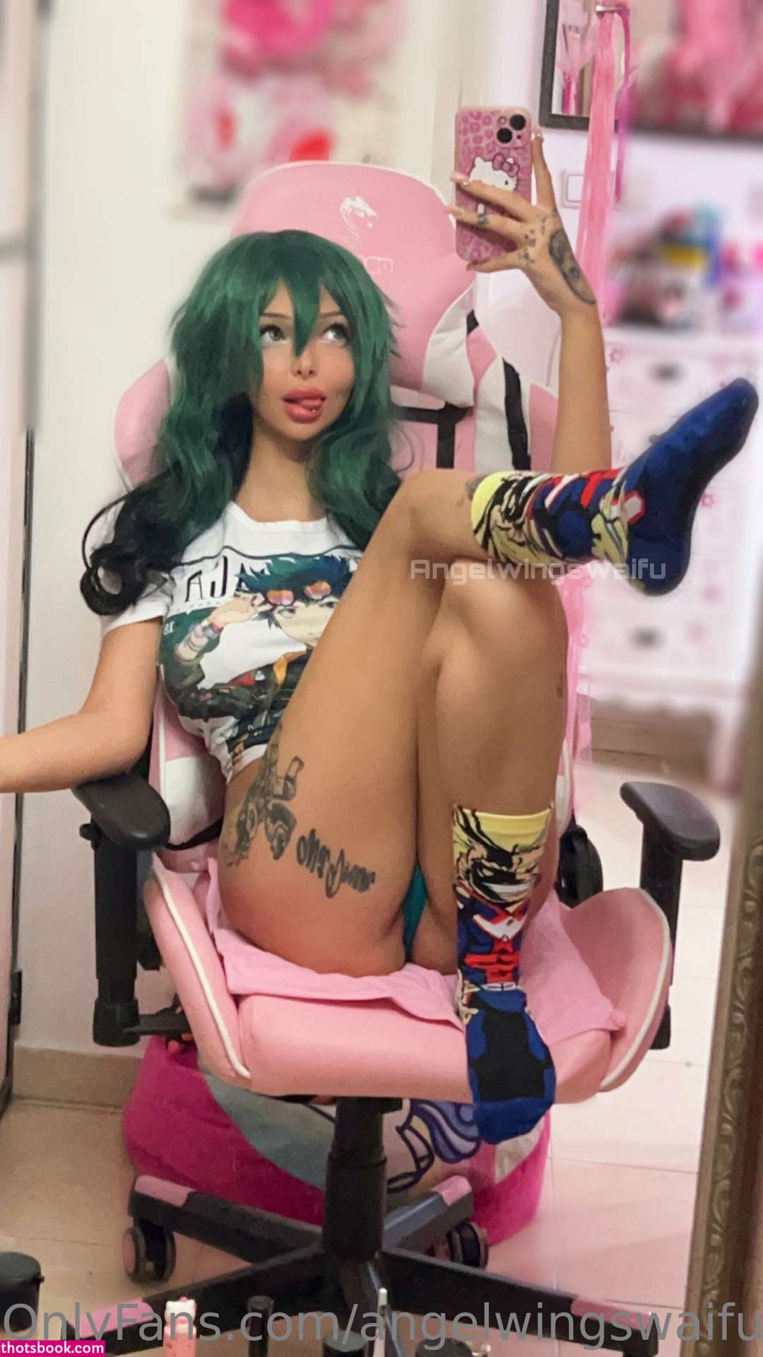 angelwingswaifu Photo #54