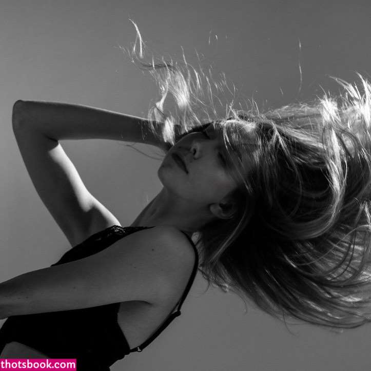 Ella Mooncake Photo #11