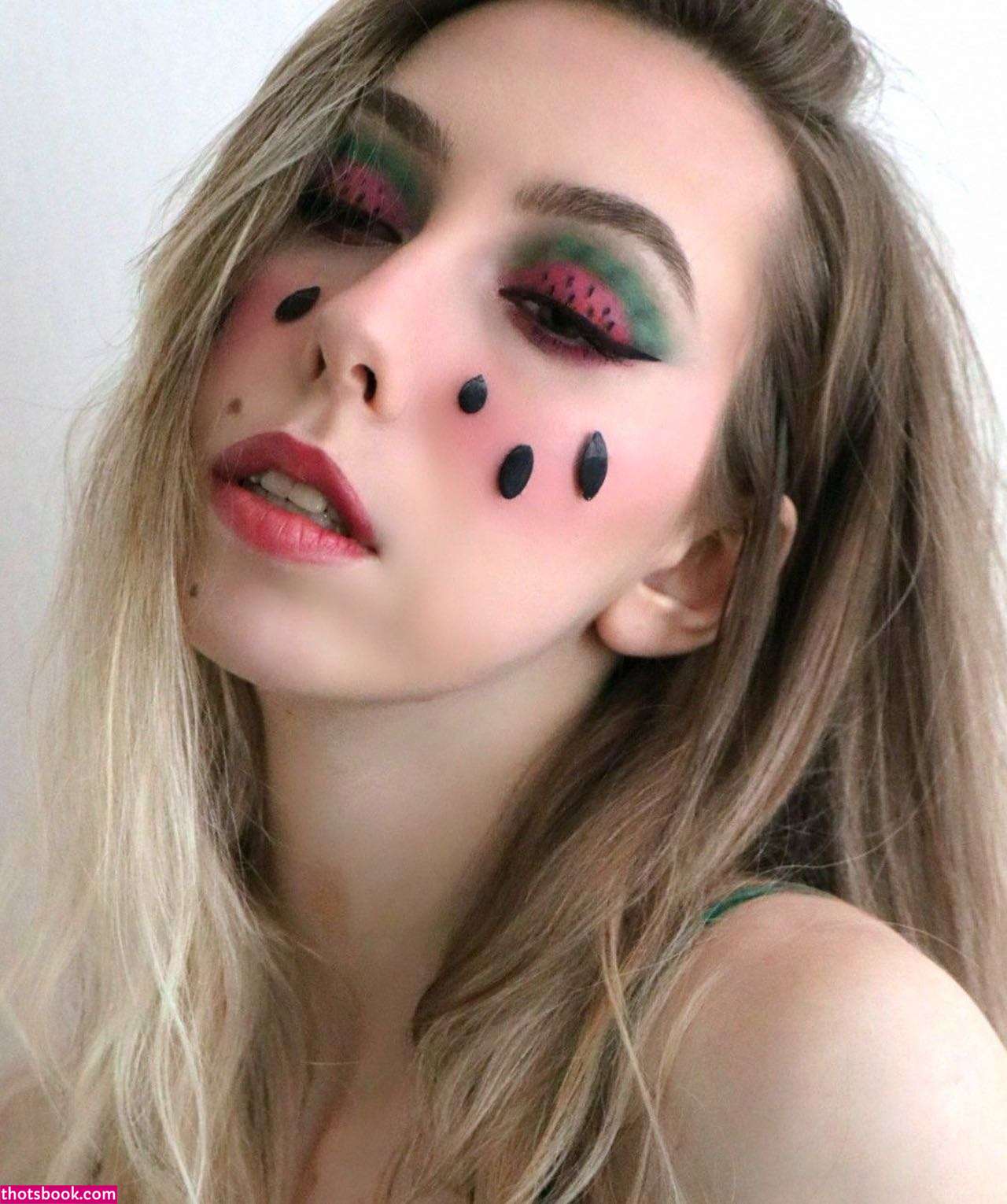 Ella Mooncake Photo #13