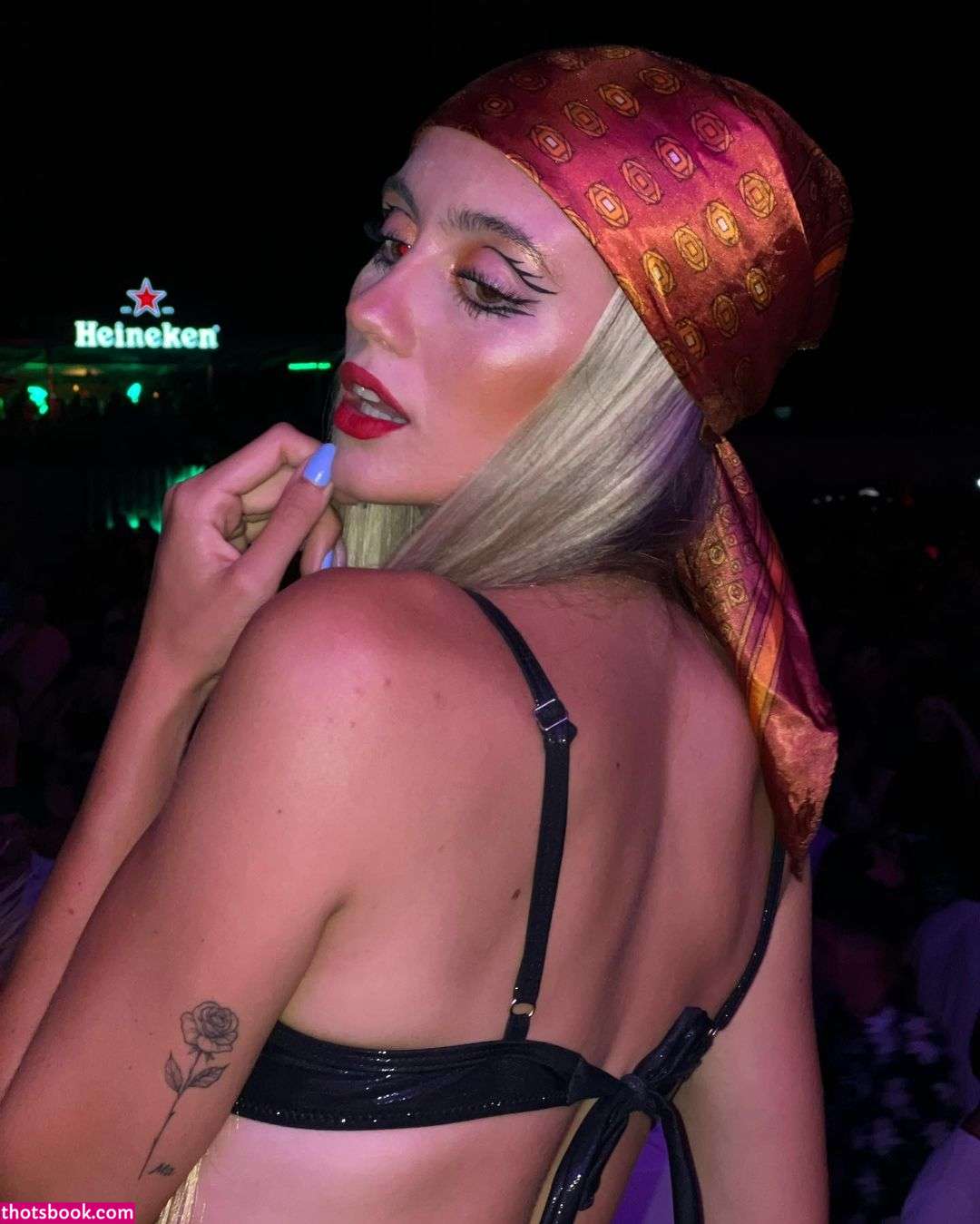 Morena Beltran Photo #21