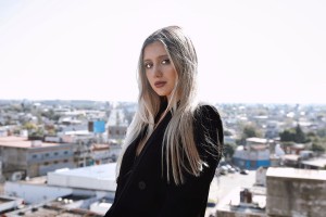 Morena Beltran Post #5