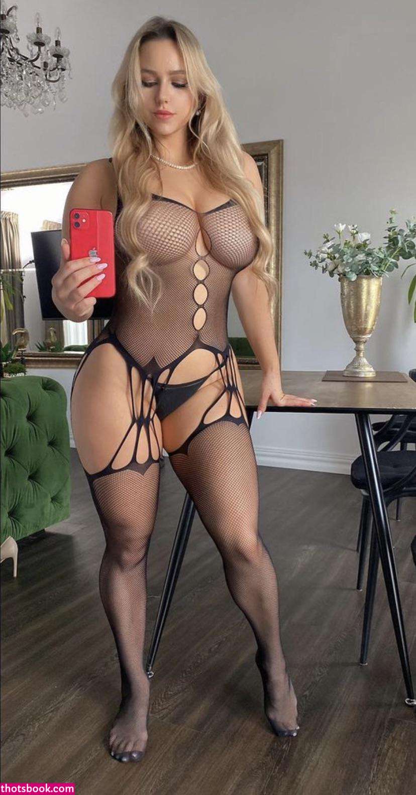 Neringa Kriziute Photo #12