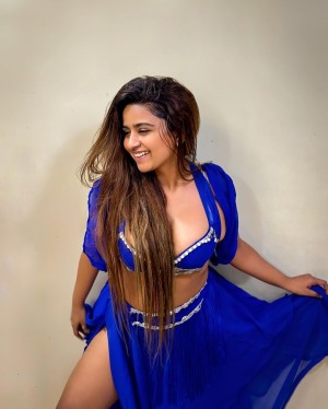 Suhana Khan Post #15