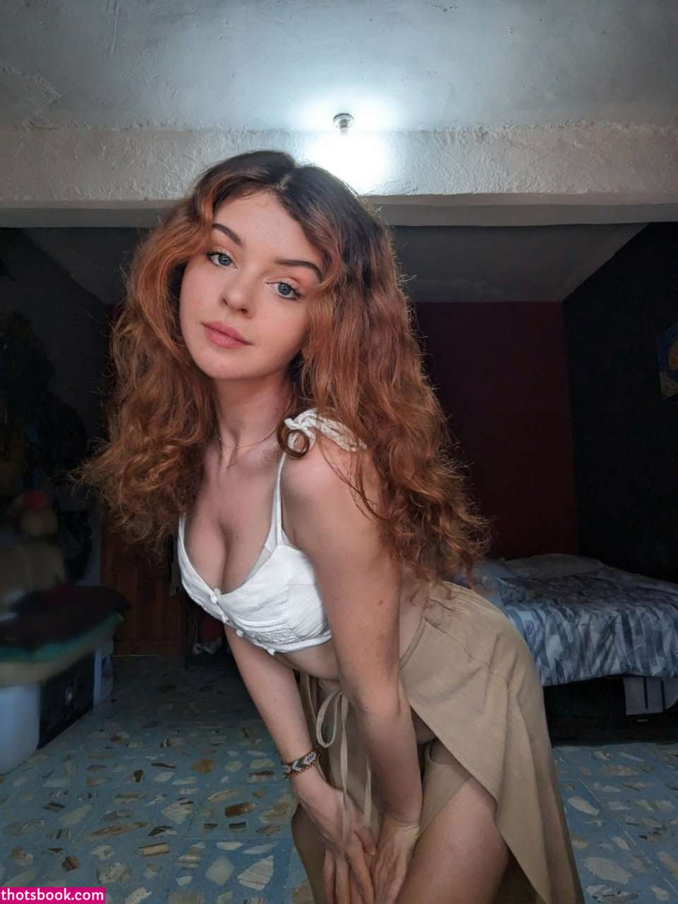 Chloe Lockley Photo #7