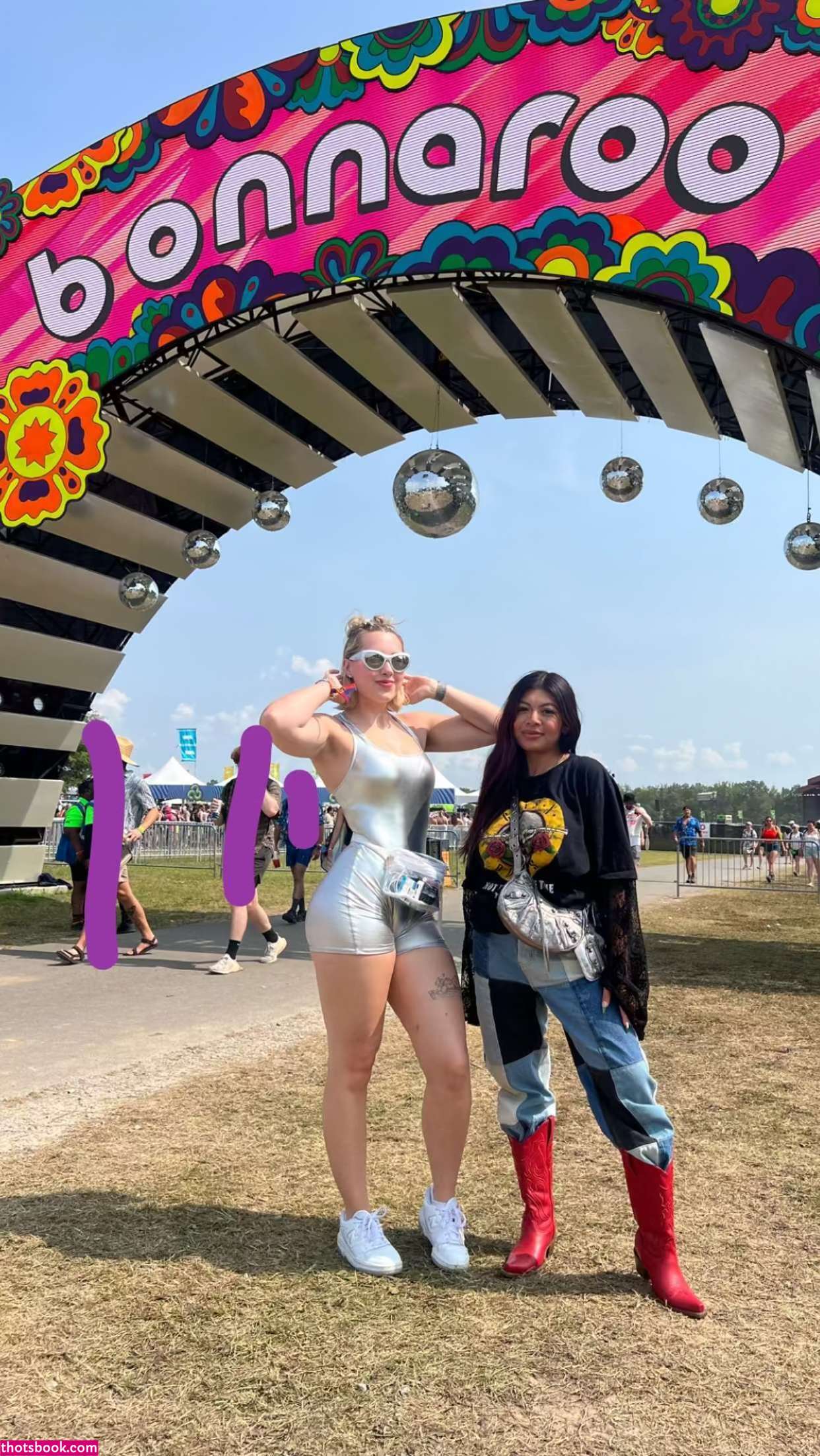 Pineapplebrat Photo #29