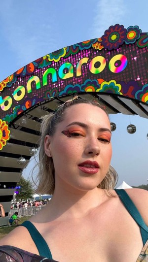 Pineapplebrat Photo #21