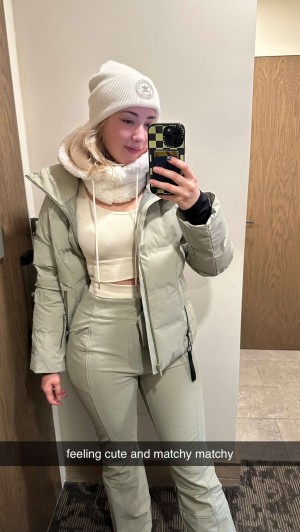 Pineapplebrat Photo #112