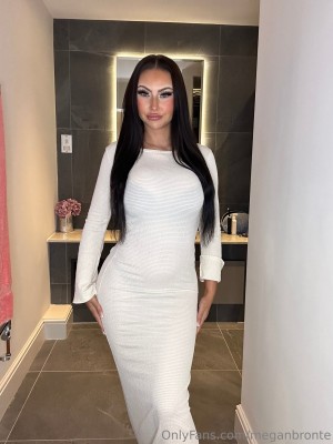 Megan Bronte Photo #26