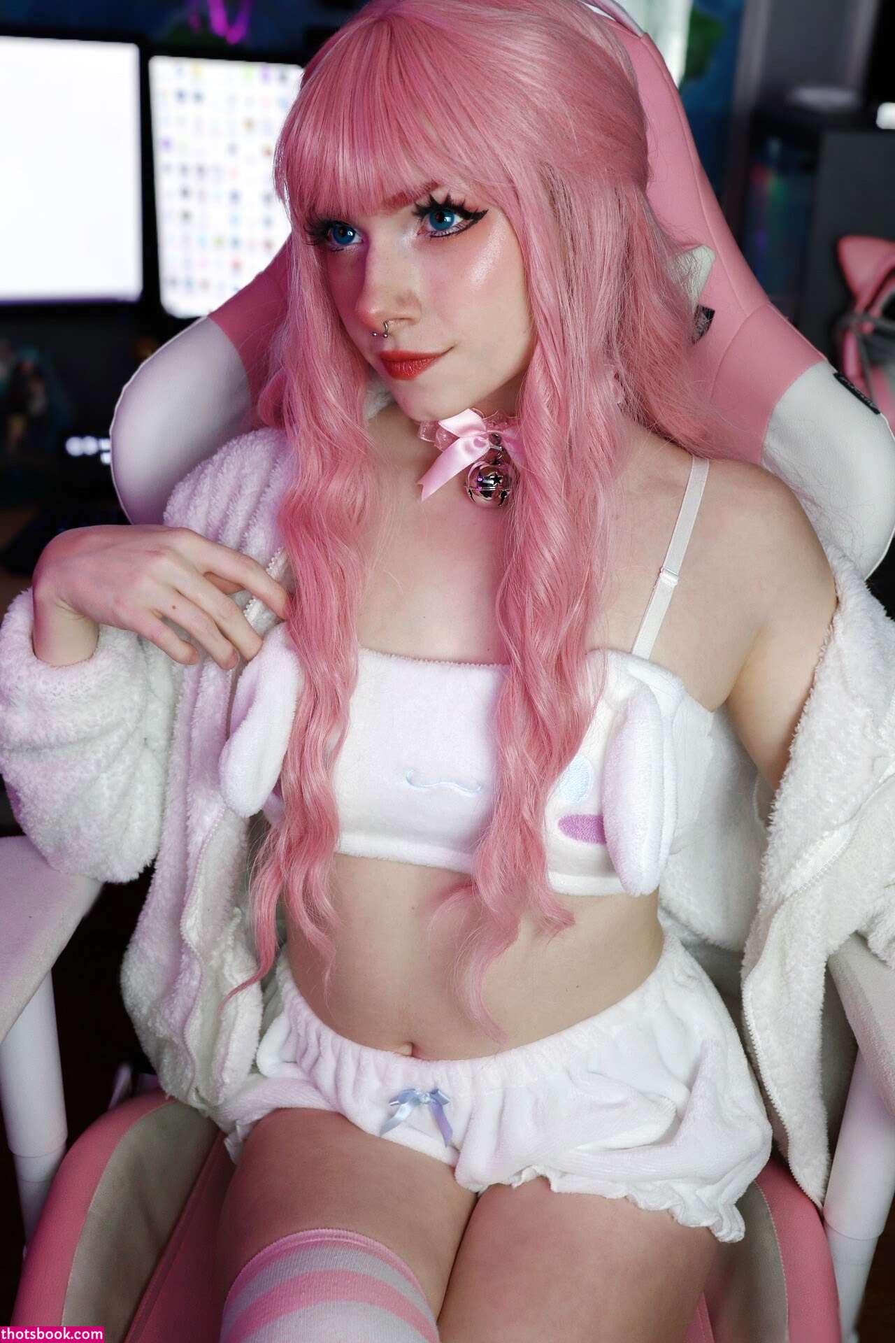 Toxicosplays Photo #22