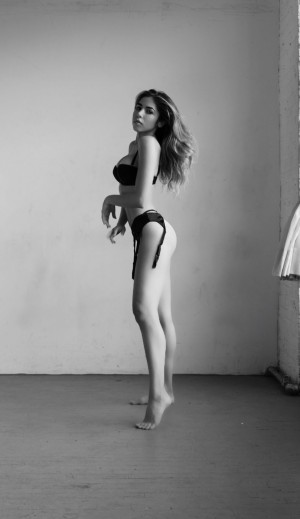 Emmy Corinne Photo #16