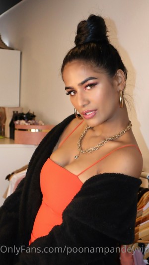 Poonam Pandey Post #3