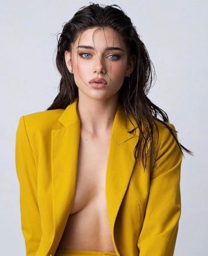 Milana Vino Photo #15