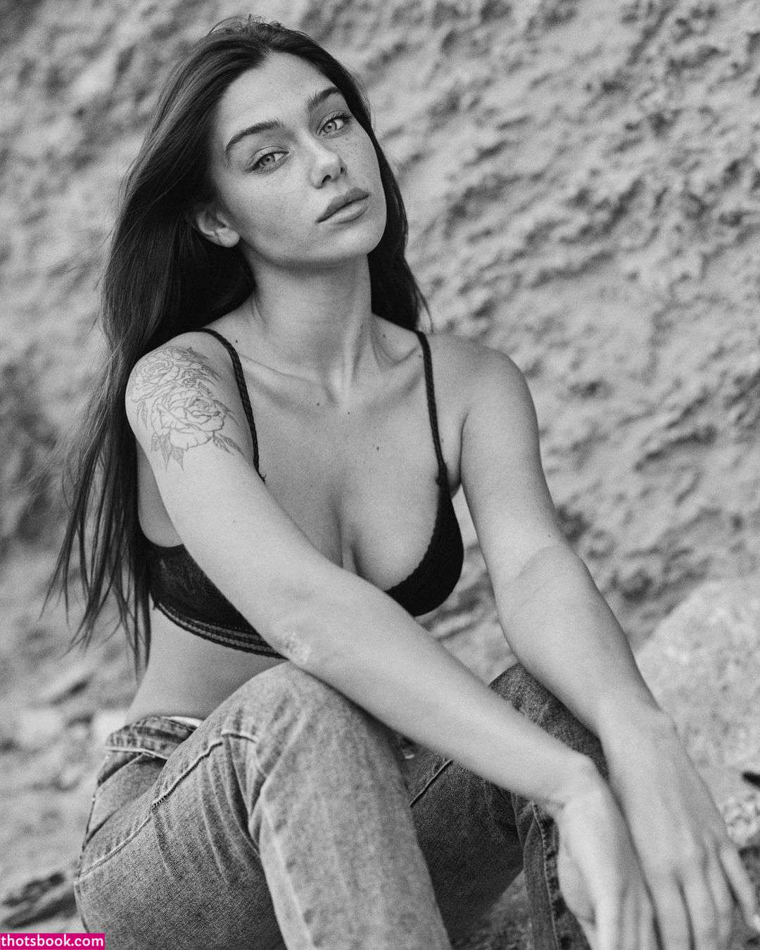 Milana Vino Photo #21