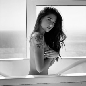 Milana Vino Photo #20