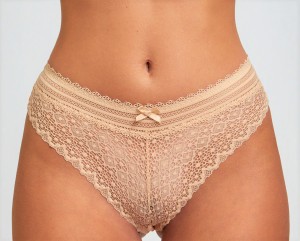 Milana Vino Photo #33