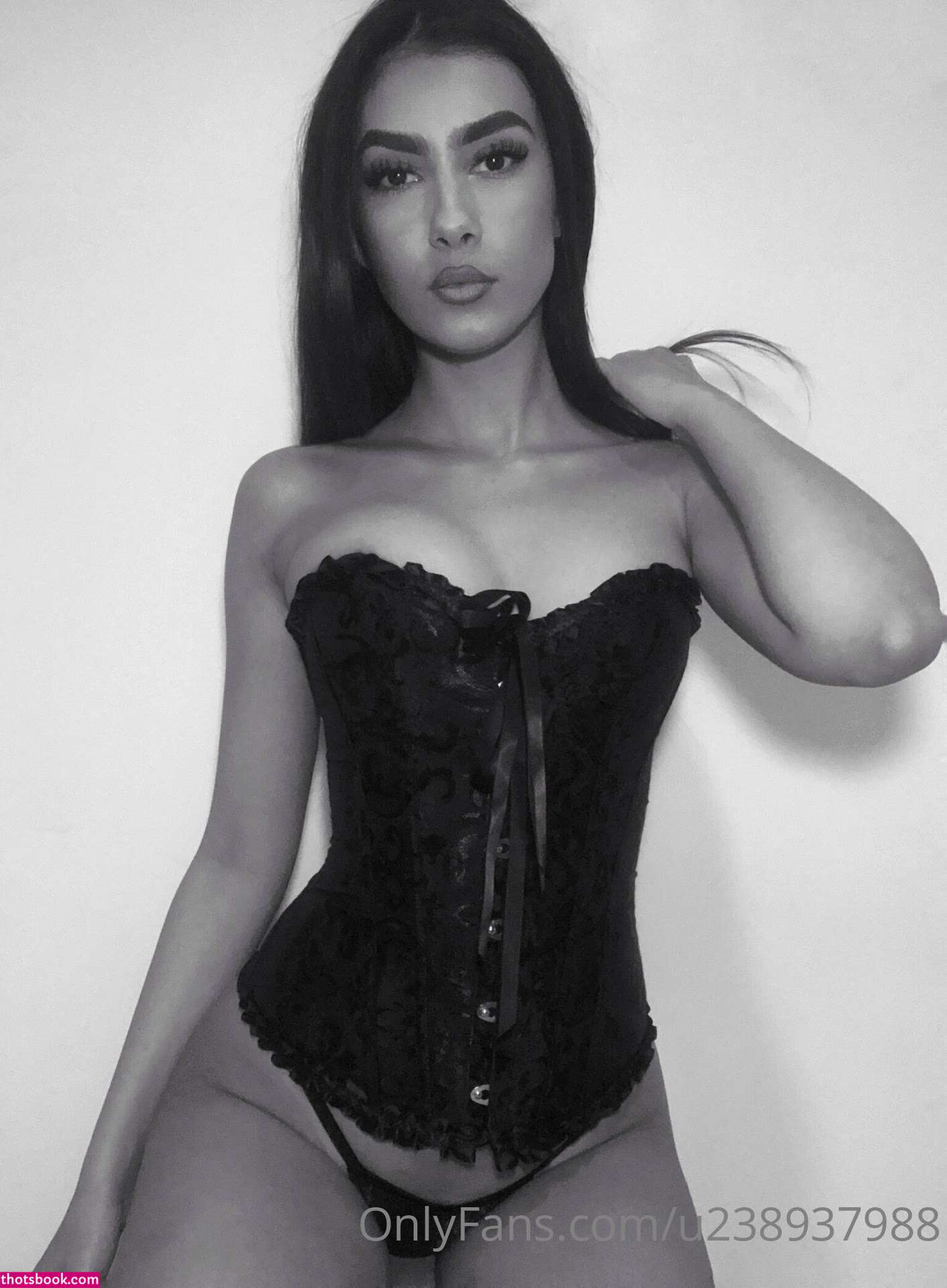 Sophie Rayne Photo #28