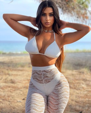 Eva Savagiou Photo #56