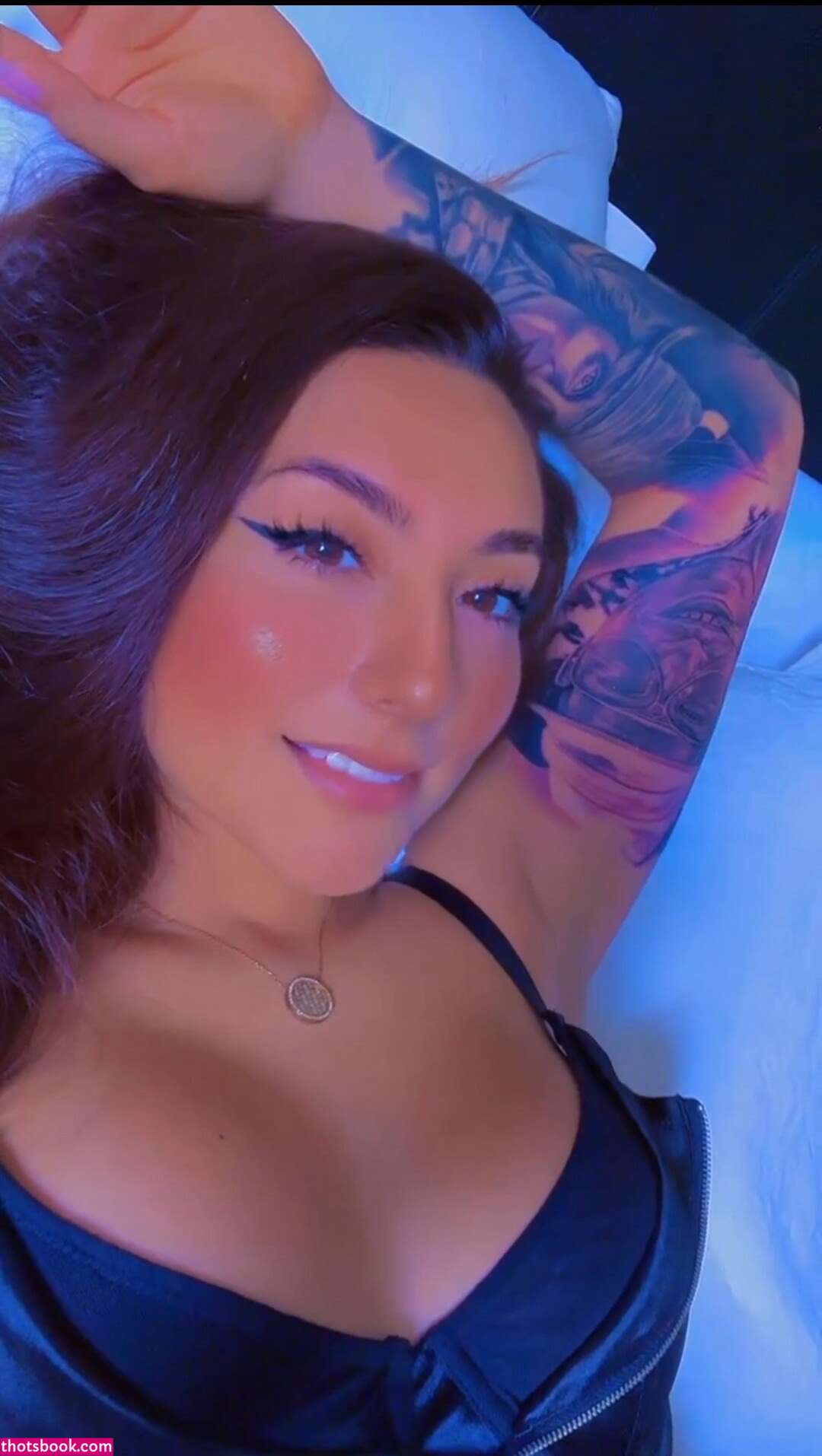 Theegoldenrose Photo #13