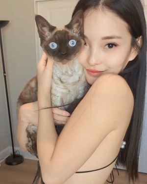 Codemiko Youneh Photo #41