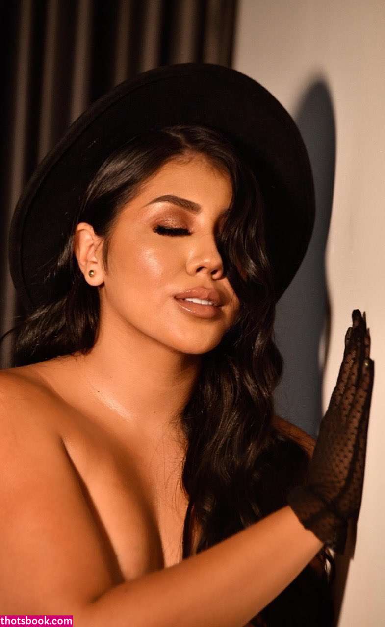 Charlote Rouge Photo #30