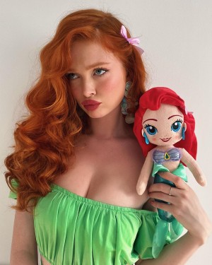 Angelina Michelle Photo #7