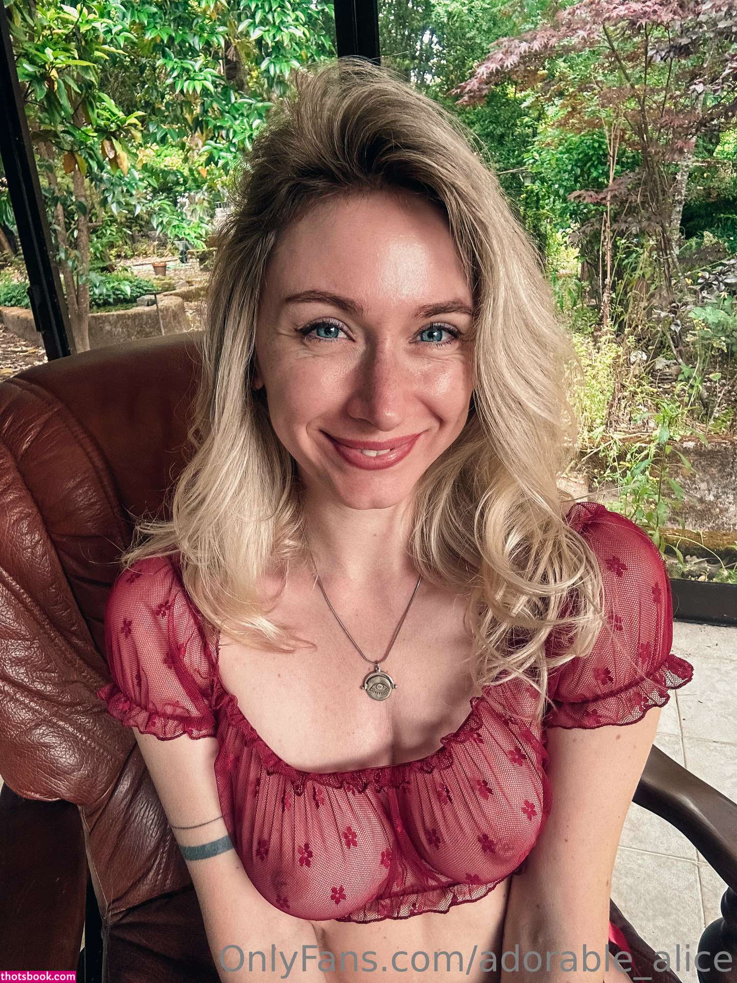 Alice Callipyge Photo #130