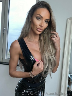 Anniek Van Kuelen Photo #39