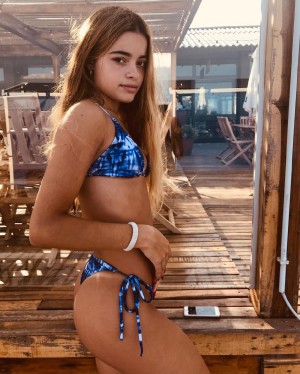 Juli Savioli Photo #17