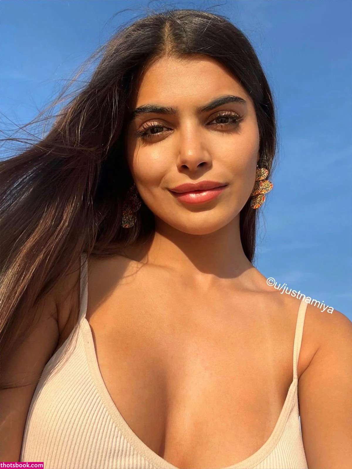 Justnamiya Photo #9