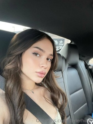 Tayler Hills Photo #317