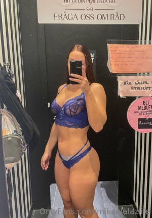 mikaelaburrito Photo #48