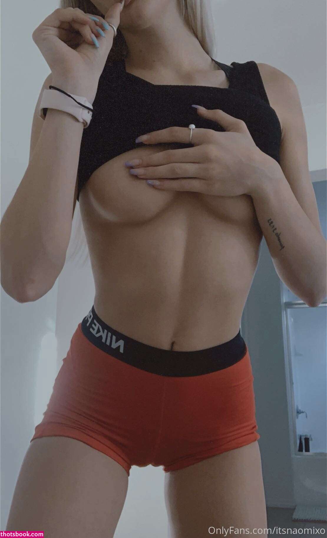 Naomi Taylor Photo #3