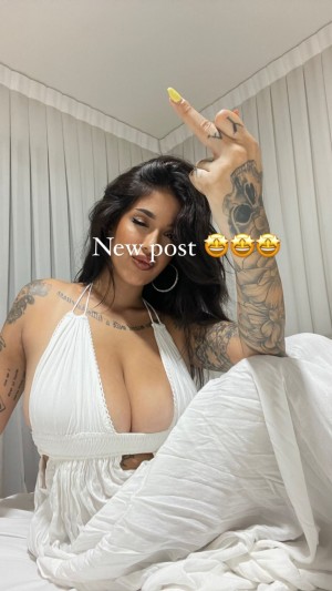 May Bakshi Photo #66