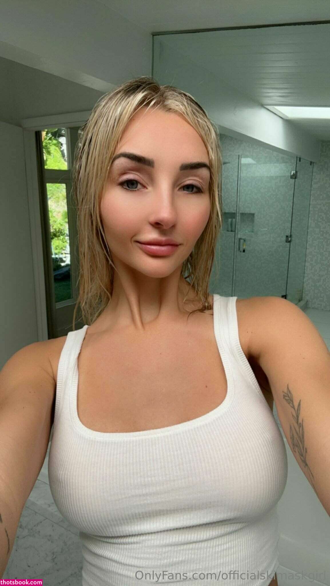 Briana Armbruster Photo #241