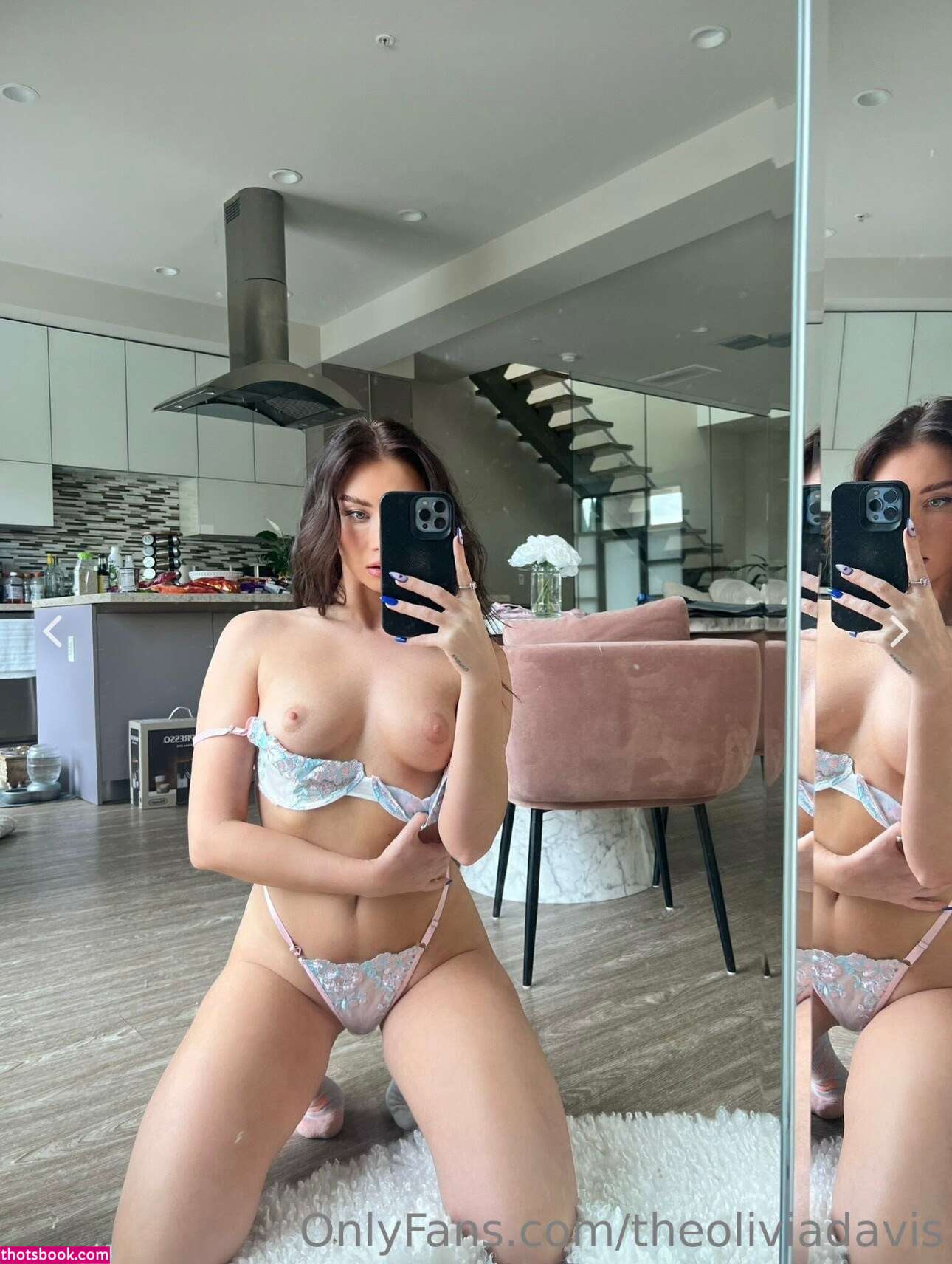 Olivia Davis Photo #11