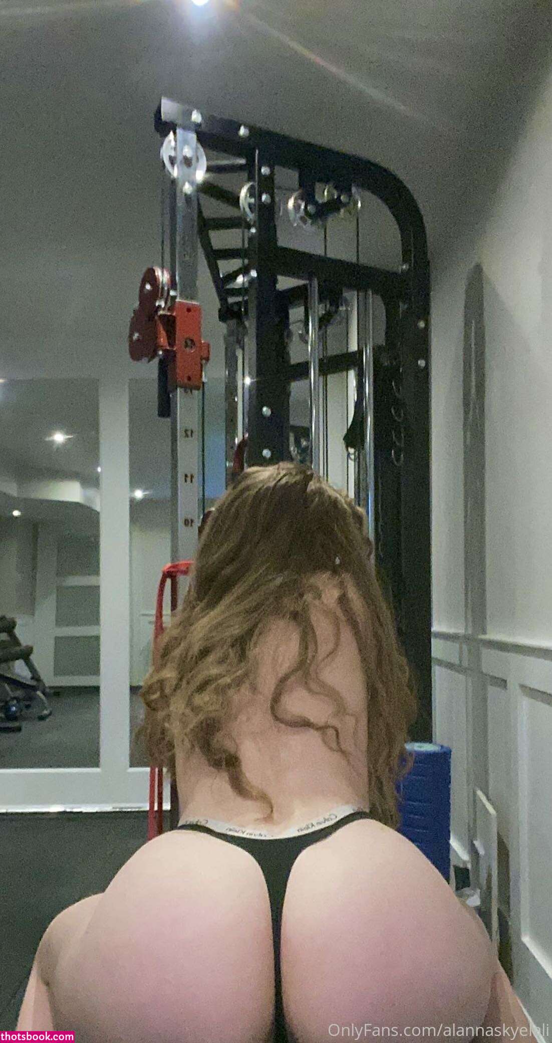 Alanna Skye Photo #39