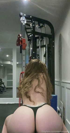 Alanna Skye Photo #39