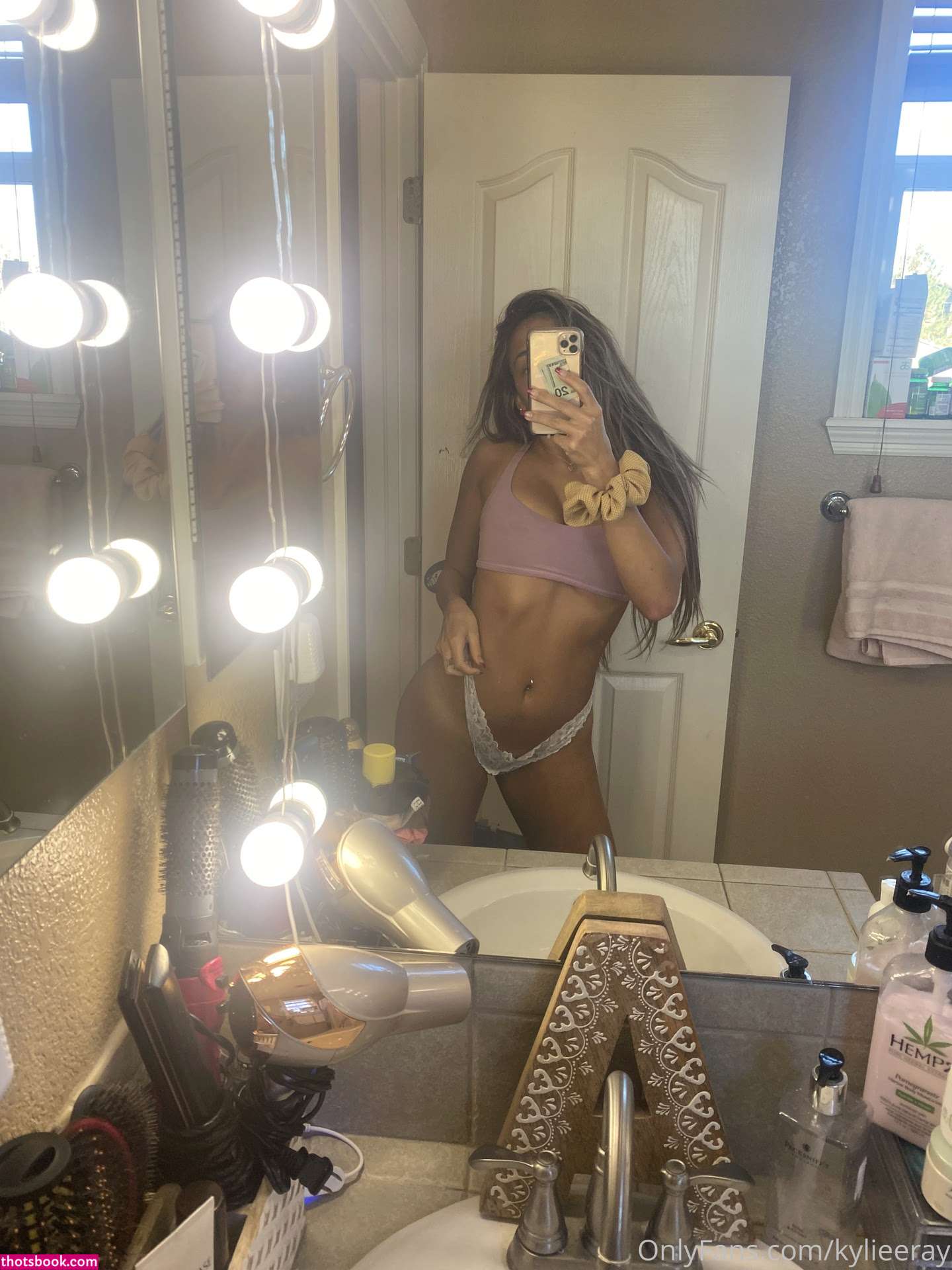 Ashleyraycushman Photo #22