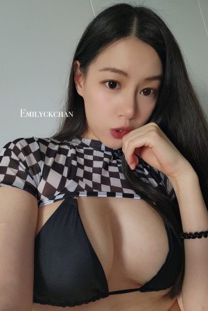 Emilyck Chan Photo #37