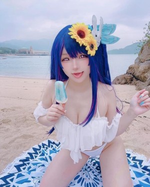 Hanari Takanashi Photo #28