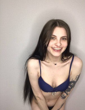 Victoria Hampton Post #1