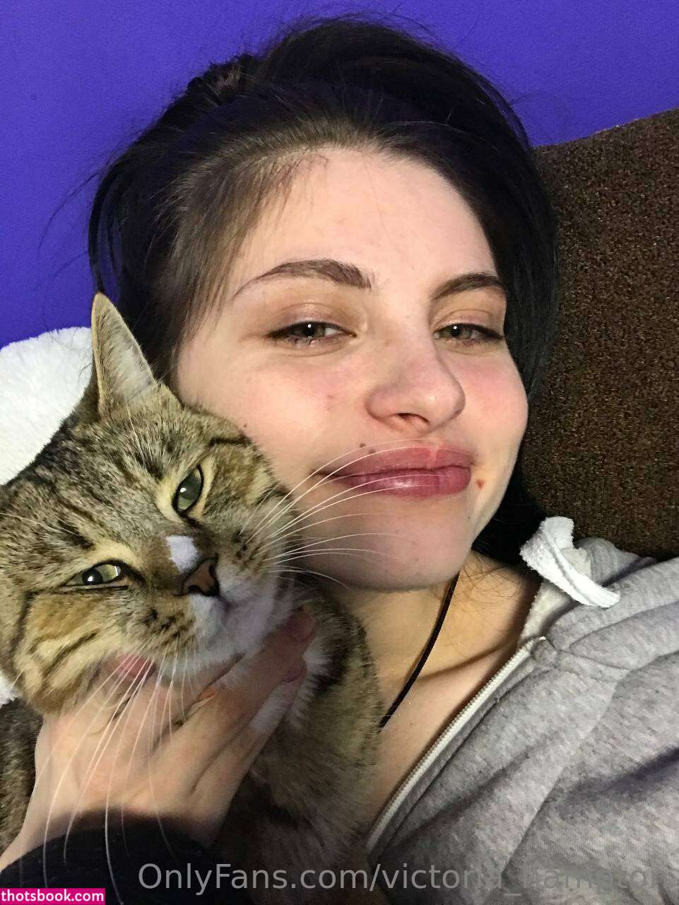 Victoria Hampton Photo #66