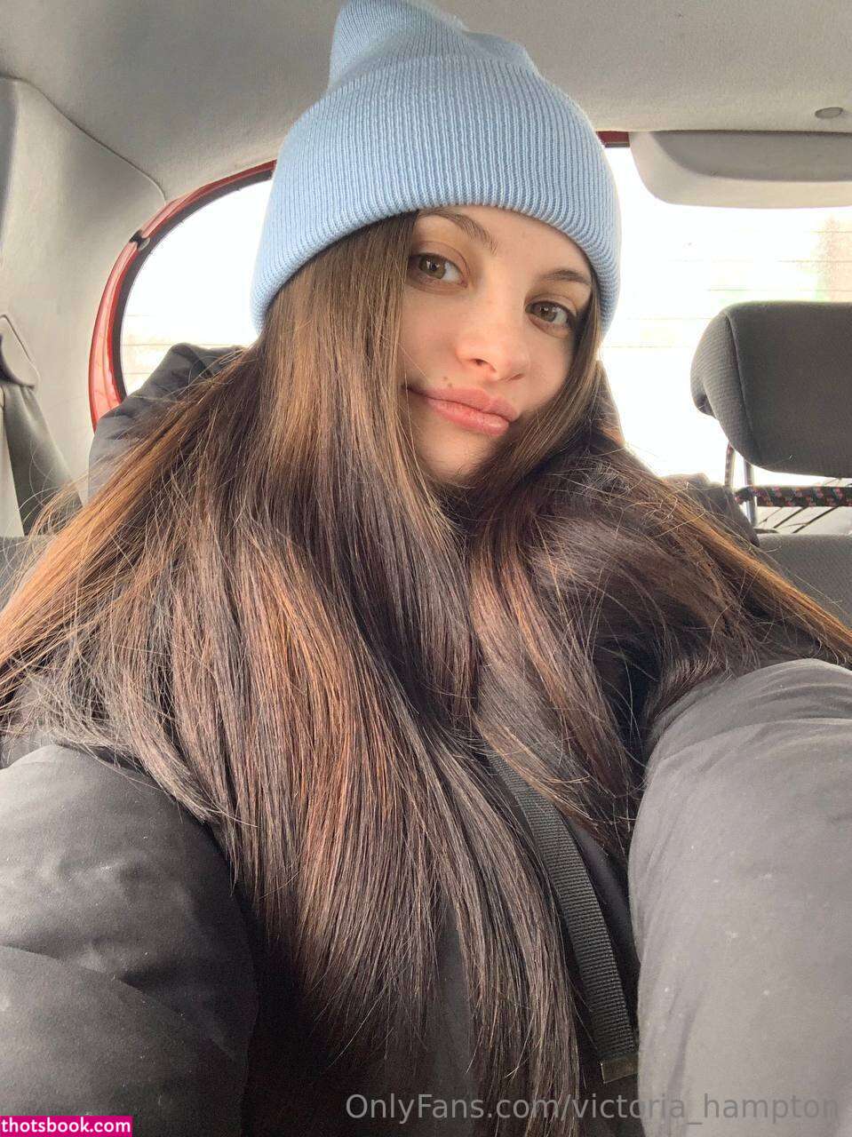 Victoria Hampton Photo #123