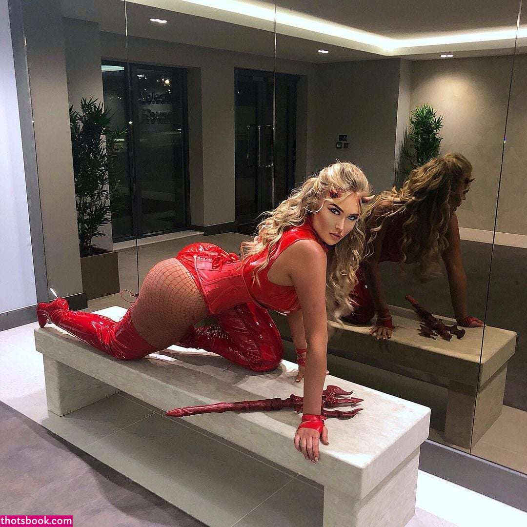 sophieoneill Photo #68