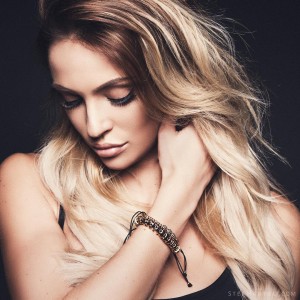 Anniek Van Kuelen Photo #98