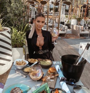 Anniek Van Kuelen Photo #275